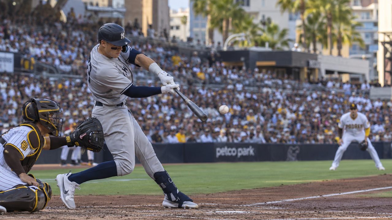 FrontPage Crew Sports editorial image for New York Yankees at San Diego Padres